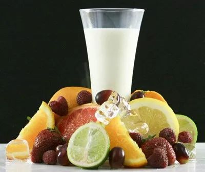 水果牛奶，营养与美味的绝佳融合