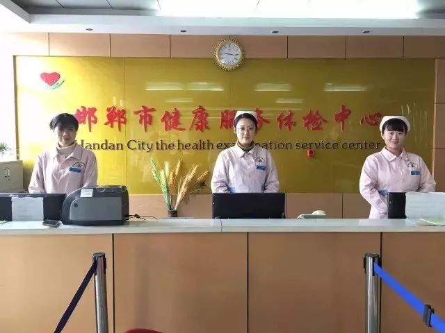 医院为老干部体检设专属时刻，市民进入限制引争议