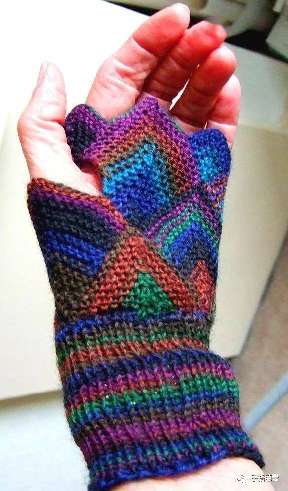 揭秘时尚前沿，探索最新帽子钩法在15路驿站的应用