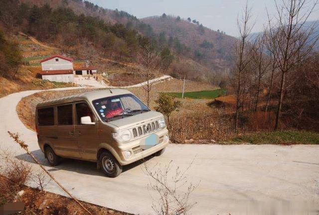 敦煌旅游，自驾还是包车？专家深度解析！