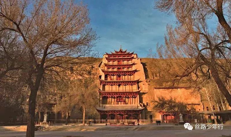 敦煌火车站至鸣沙山之旅，管家婆指引下的特色探险之旅_XE版路线导航