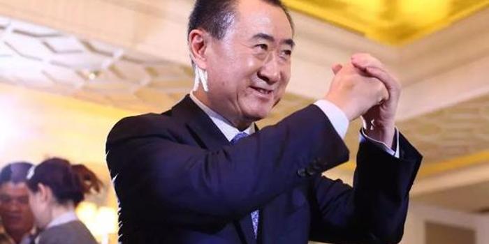 50.4亿元！王健林被苏宁要债,王健林与苏宁的商业风云