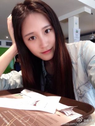 陈子湄最新照片,陈子湄，一位独具魅力的明星