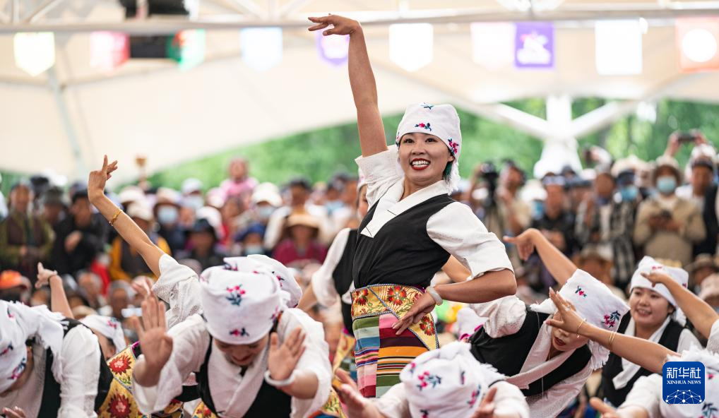 西宁最新的锅庄舞,一、西宁锅庄舞概述