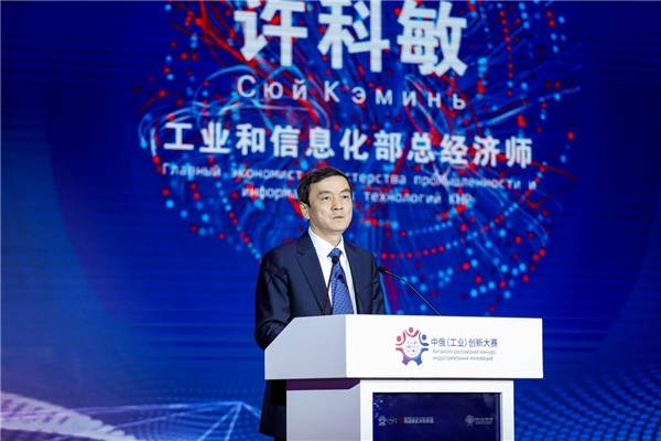 推动金砖合作提质升级,推动金砖合作提质升级，深化伙伴关系，共谋繁荣发展