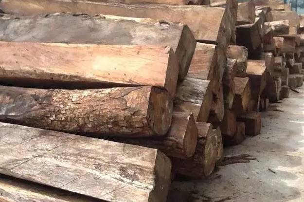 花开无言 第108页