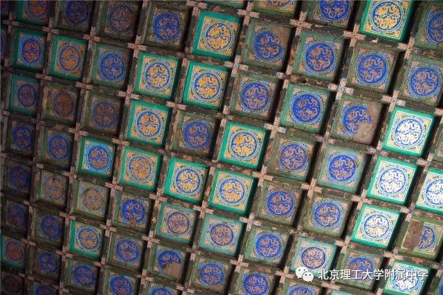 探秘瓦楞纸宝藏，最新价格走势揭秘与小巷深处的惊喜邂逅