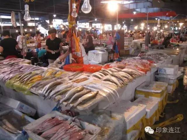 探秘美食天堂，禁渔期下的独特风味之旅揭秘美食小巷深处的美味与禁渔期新动态