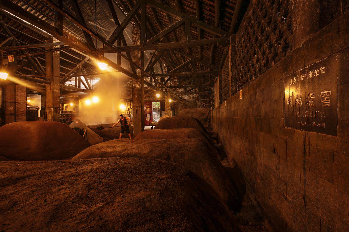 探秘小巷深处的28日充电线，最新科技与传统魅力的交汇