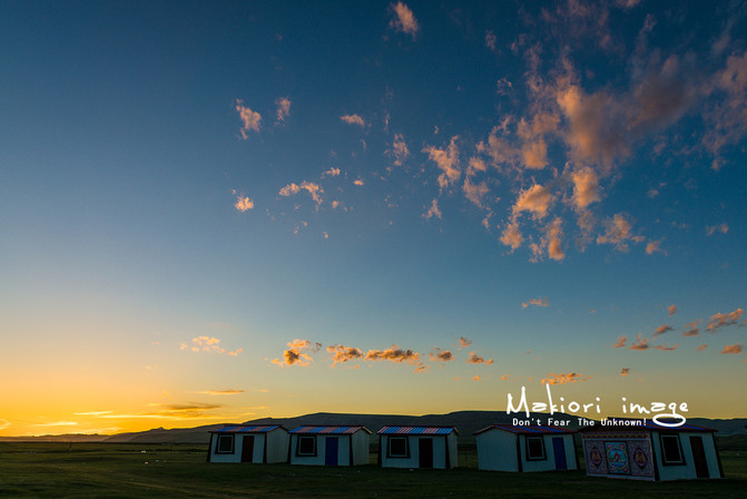 探索自然秘境，一场别开生面的阴天漂流之旅，寻找内心的宁静与微笑