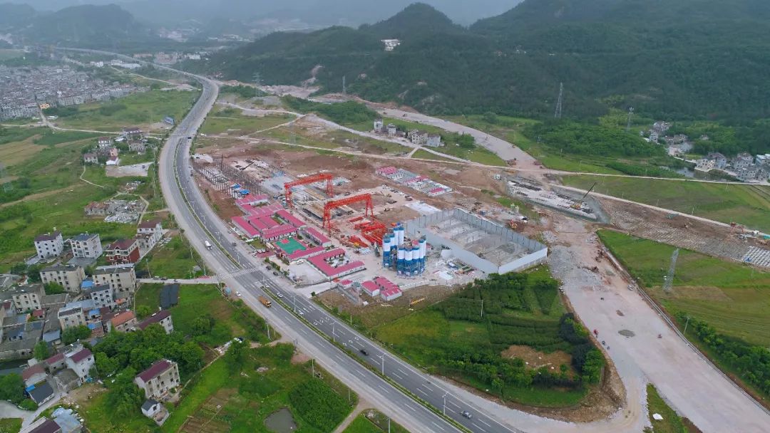 2024年10月28日 第2页