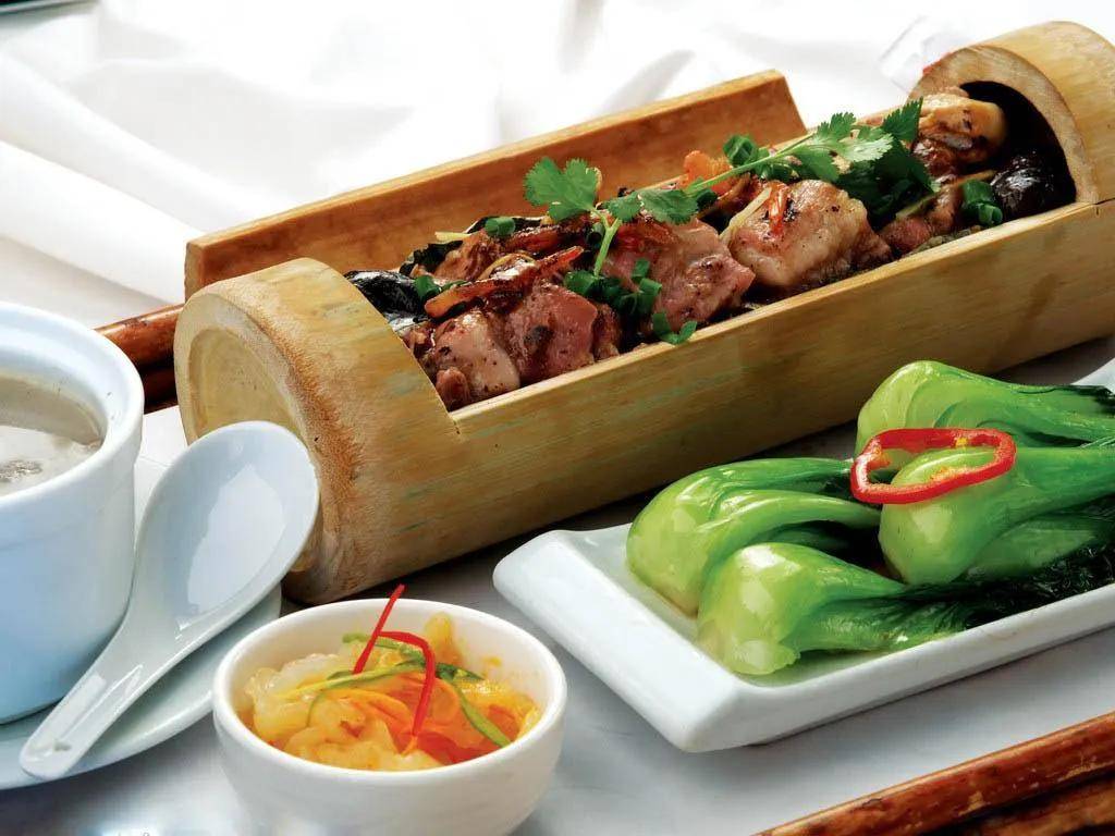 锅盔叔叔走红背后的奋斗与辛勤，每日仅睡三四个小时坚持追梦之路