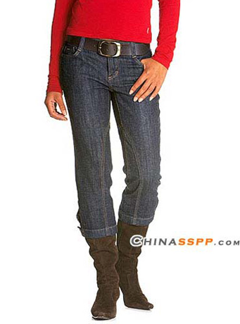 牛仔裤的故事，温馨时光与友情的日常记忆