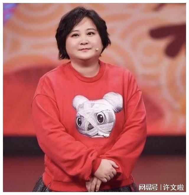 贾玲，艺术界的璀璨明星最新动态揭秘