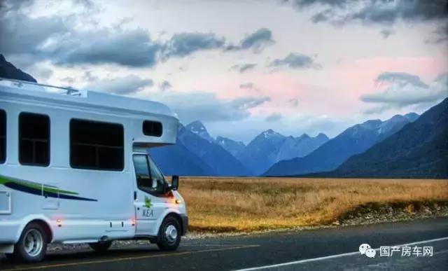 最新房车引领未来出行潮流，引领未来趋势的房车发布！