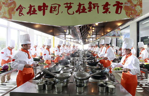 巅峰厨师招聘盛会，烹饪新星启航，29日探寻行业精英之巅