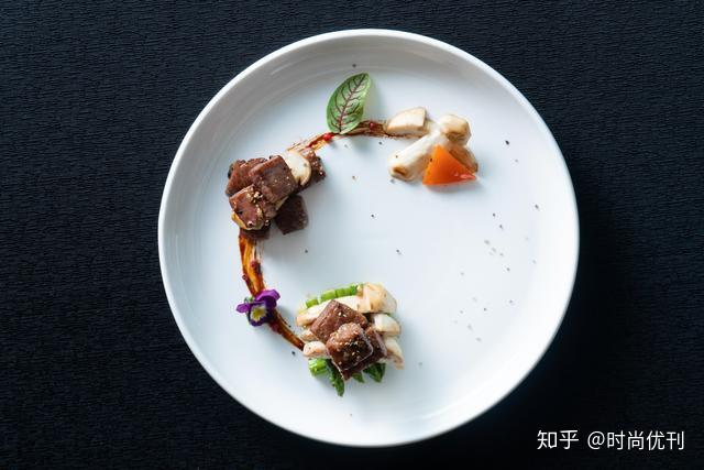 探索自然美景的粤菜味觉盛宴，一场远离尘嚣的心灵之旅