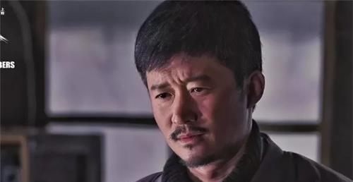 吴京张译新电影探秘小巷宝藏，特色小店的奇妙缘分之旅