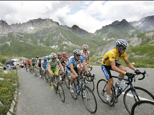 速度与舒适完美融合，最新中速骑行体验