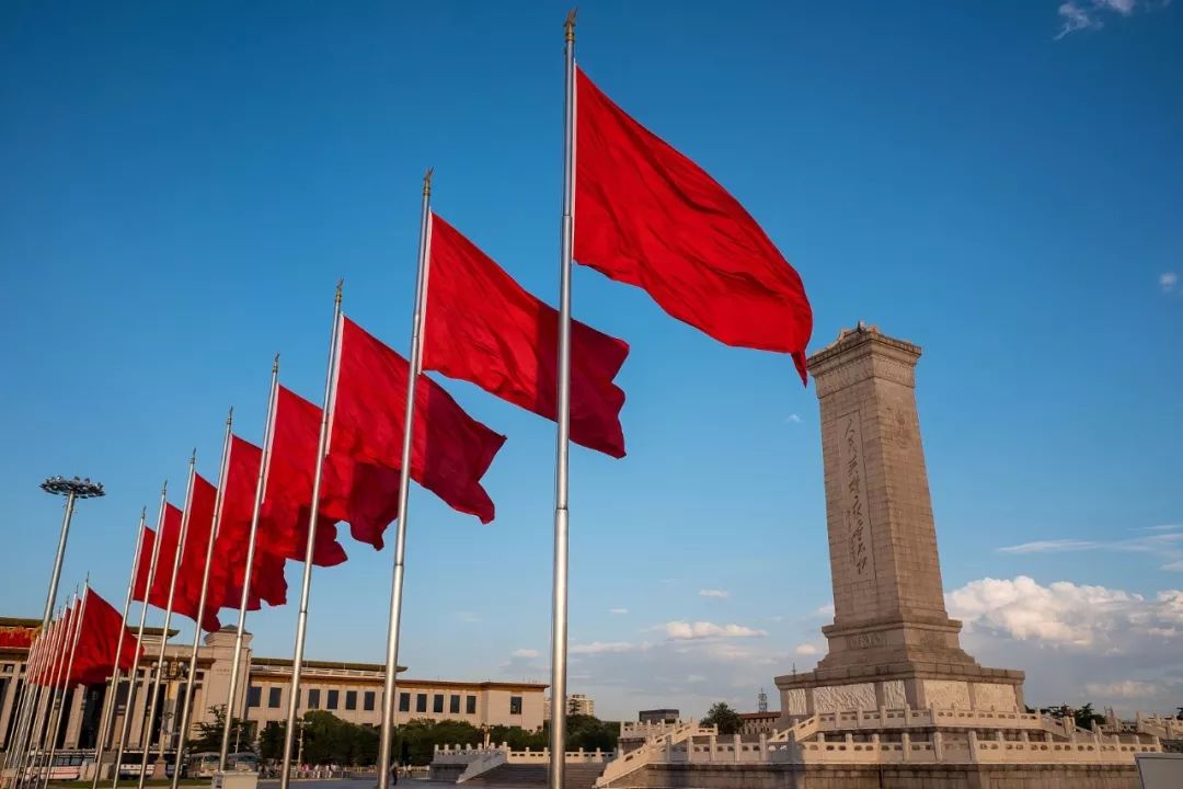 英雄赞歌，特色小店致敬英雄之旅