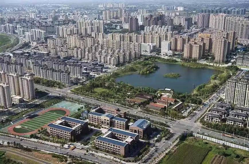 阜阳新纪元，交通科技革新之旅启程，阜阳最新交通动态（11月1日）