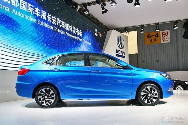 11月重磅新车盘点，最新发布车型解析与1日最新出炉车辆概览