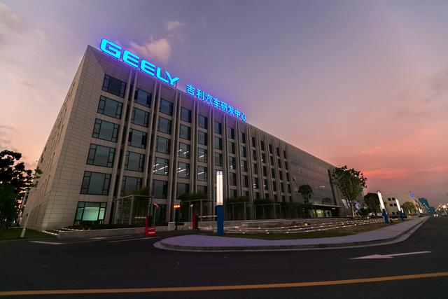 揭秘兰溪湾最新房价与科技智能生活馆的未来居住新纪元体验（兰溪湾最新房价一览）