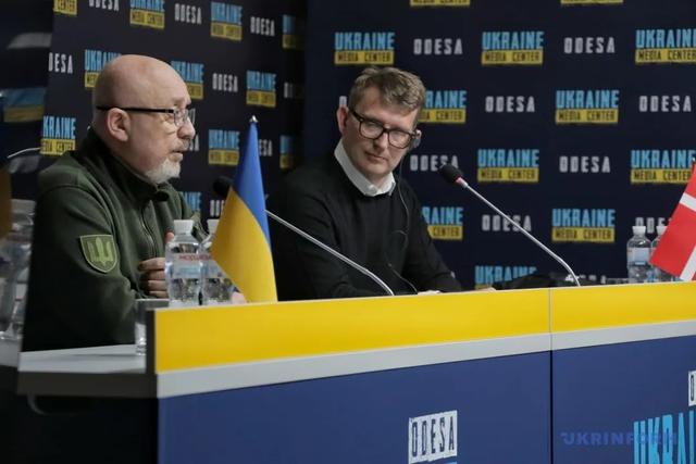 丹麦最新动态与政策更新解析，聚焦11月1日的消息与观点碰撞