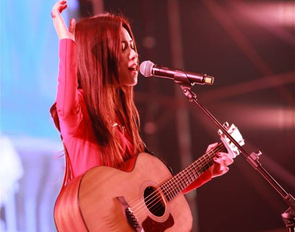 萨顶顶新曲发布，探寻音乐之美的深度之旅（11月2日最新歌曲解析）