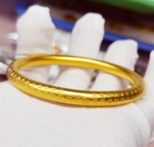 揭秘黄金手链新潮流，智能黄金手链的独特魅力与体验（11月4日最新款）