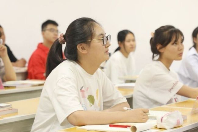 孙景华老师最新视频分享，家庭温馨时光的小确幸日