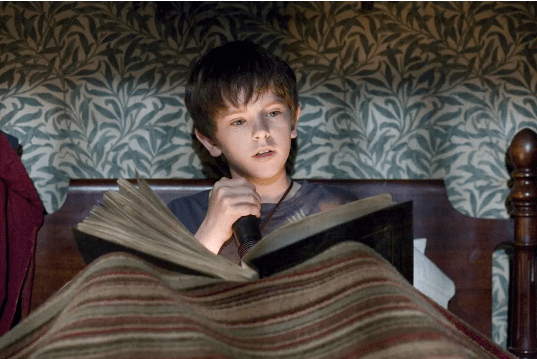 宫崎爱莉温馨电影之夜，友情的温暖与陪伴（11月6日最新作品）