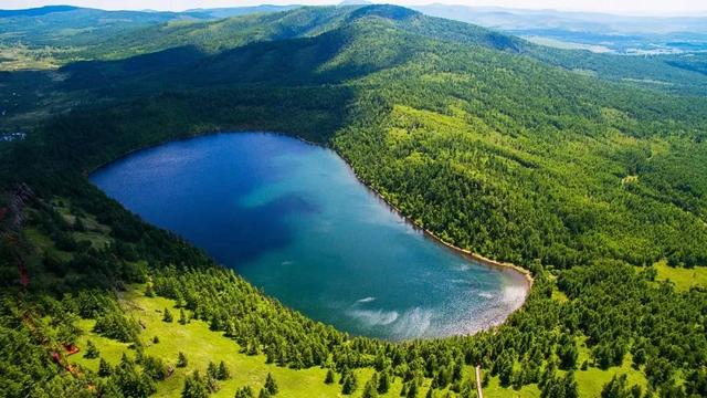 宣恩曾德权引领自然探索之旅，新篇章开启，11月10日最新动态揭晓！