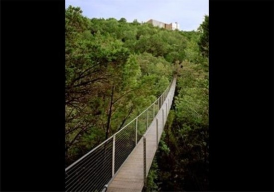 探秘巷弄之间，美国小巷新闻与独特风味小店本周播报