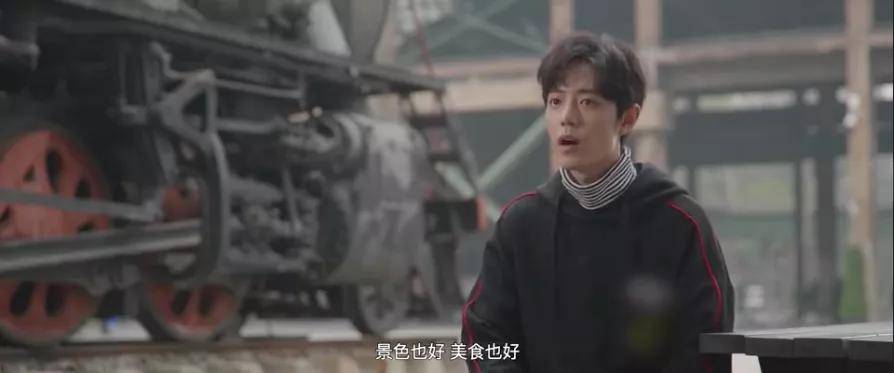 理发师晓华，小巷魅力的独特理发师，为何意外拉低行业档次？