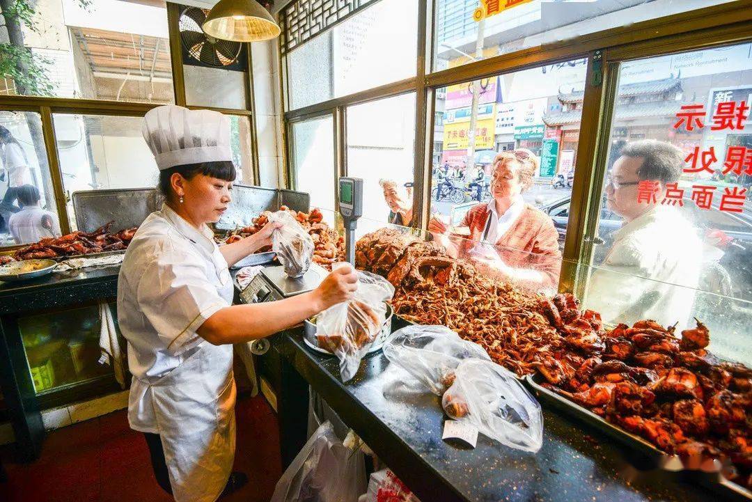 探秘十一月小巷深处的特色小吃，最新美食秘境大揭秘