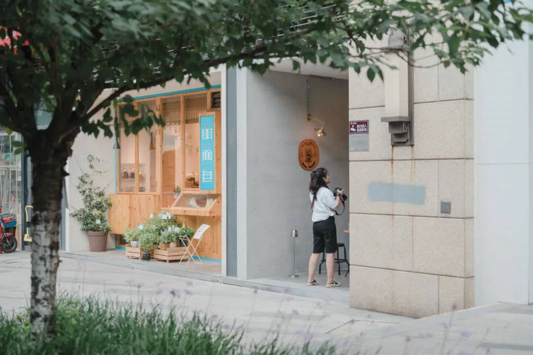 深巷秘境中的潢光一体化新潮流隐藏版特色小店揭秘本月最新动态