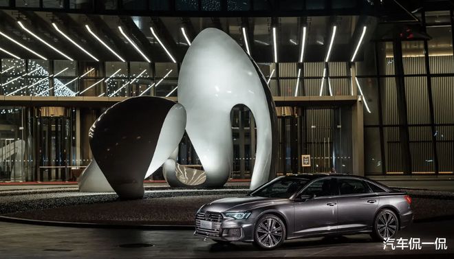 往年11月14日美国疫情深度解析，数据、动态一览无余