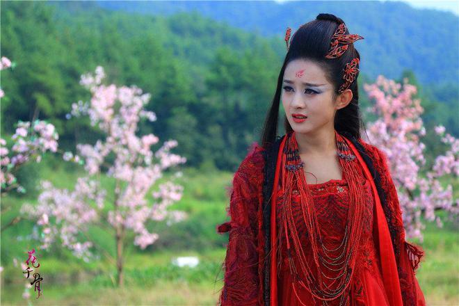 赵丽颖新电影女儿国观影全攻略揭秘，从剧情到看点一网打尽！