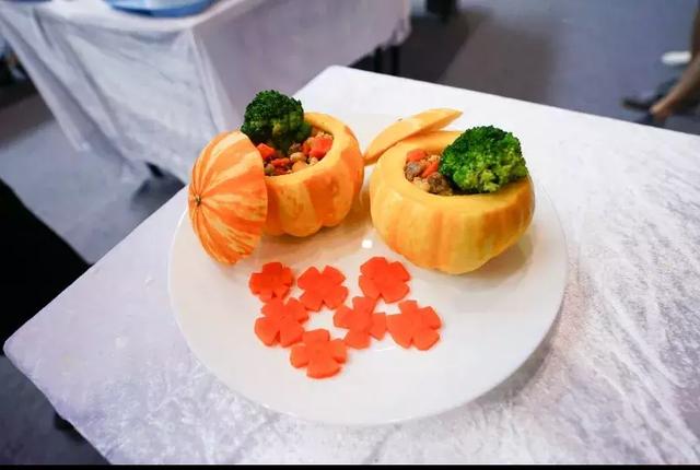 『11月人气美食制作指南，轻松掌握最新热门美食制作技巧』