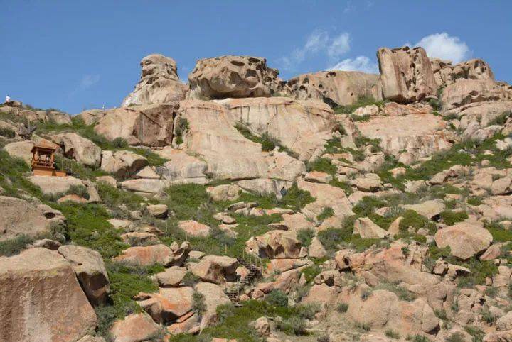 2024年11月17日火山鸣泉最新动态，地质奇观与旅游热点交汇