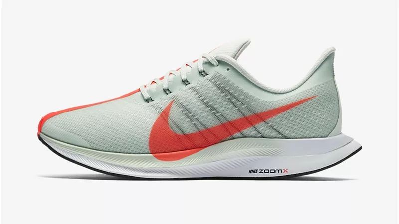 独家揭秘，Nike最新科技跑鞋引领未来跑步风尚——2024年11月17日全新登场