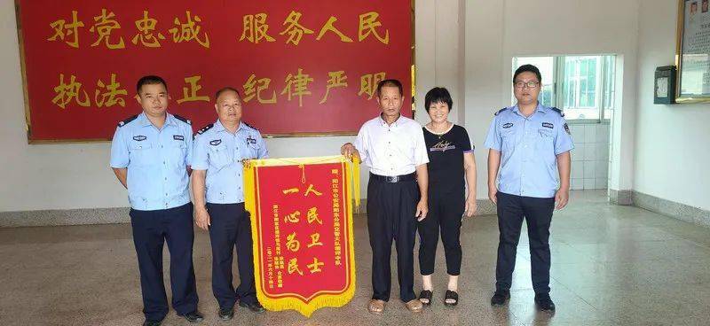 揭秘二驴直播之夜,揭秘背后的故事与精彩纷呈的直播之夜(11月17日直播回顾)