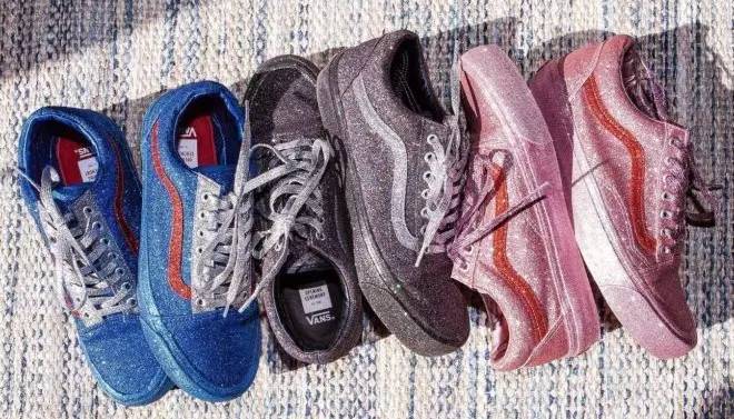 时尚里程碑，Vans新款鞋履亮相于2024年11月17日