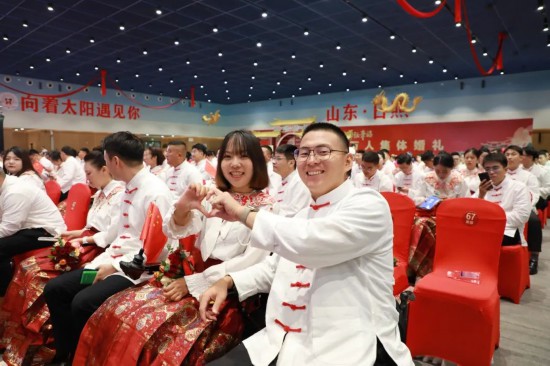 河南闹洞房新风尚,变化的力量与自信成就感的源泉视频曝光