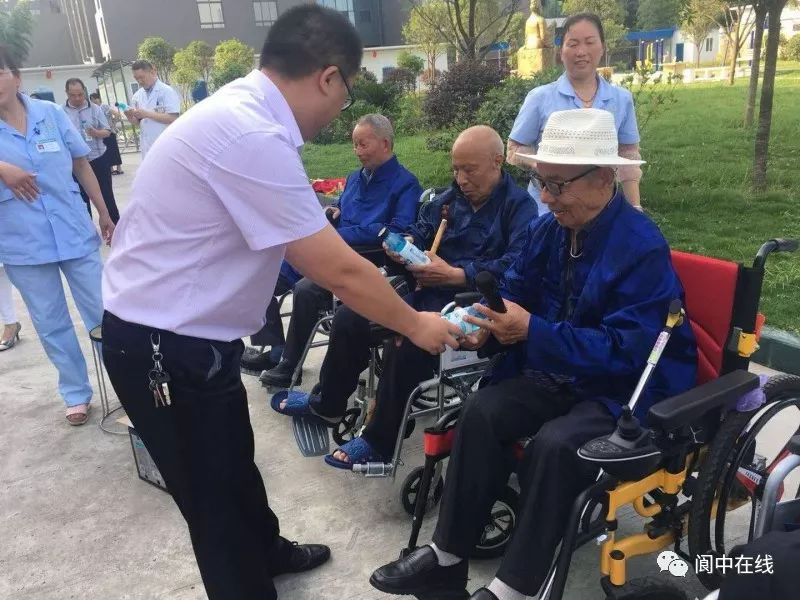 阆中新城首座最新动态揭秘，11月17日更新与小巷深处的独特风味探秘