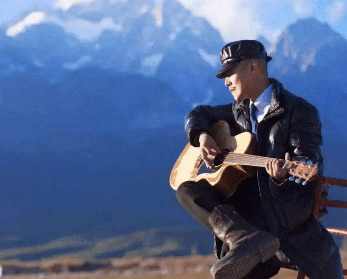 大冰最新作品揭秘，温馨日常的友情与爱的奇妙交织