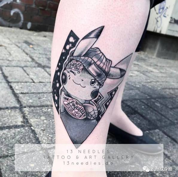 最新半胛纹身图案流行趋势及创意大全