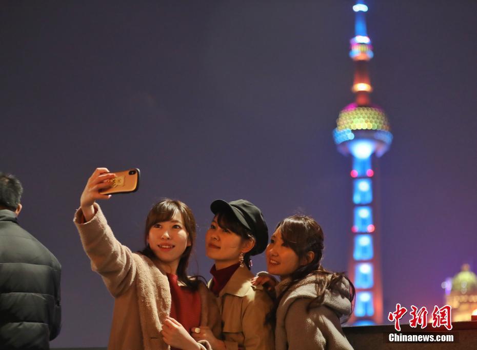 红粉佳人武强系列最新章节概览，风云再起的精彩瞬间