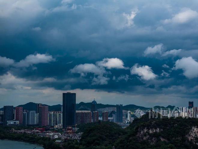 南京实时气象探索，护航城市生活的气象变化之旅